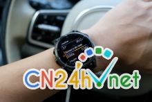 fenix 8 amoled   smartwatch ho tro the thao chuyen sau