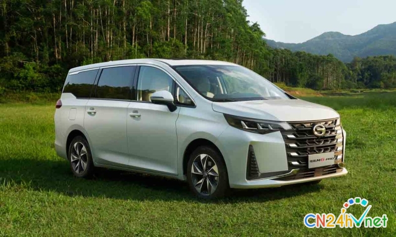 gac m6 pro   doi thu moi cua toyota innova cross tai viet nam