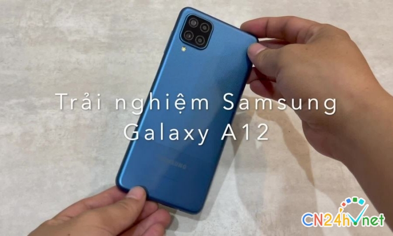 galaxy a12   smartphone pin khung gia 43 trieu dong