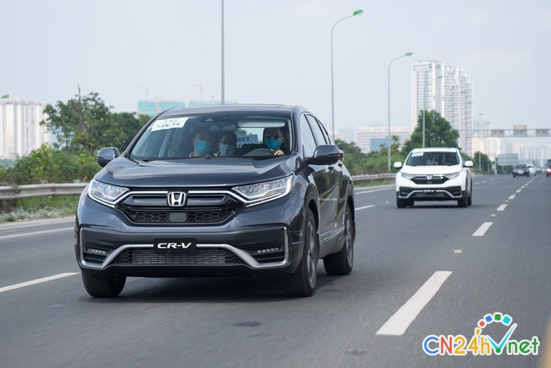 honda city bat ngo bi vuot mat boi doi thu vua la vua quen tren bang xep hang doanh so