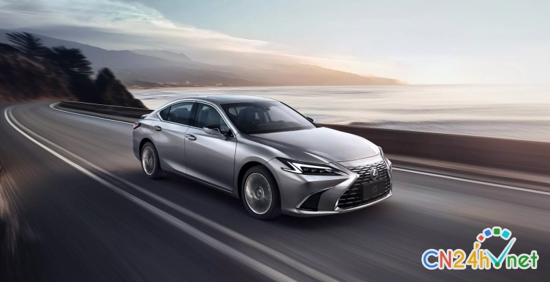 lexus es ra mat ban nang cap