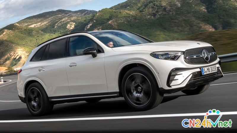 mercedes glc hybrid 2025 gia tu 61 000 usd