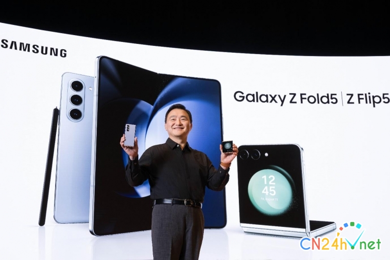 nang cap da nhiem tren galaxy z fold5