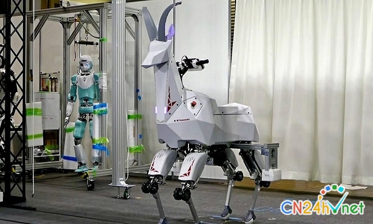 robot de co the cho 100 kg hang hoa